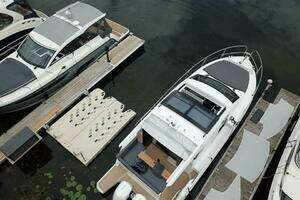  2023 Sealine C335v Yacht For Sale in Landsdowne Ontario