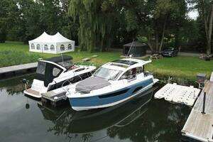  2023 Sealine C335v Yacht For Sale in Landsdowne Ontario