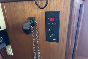 Treinta y Tres 33ft Hunter Yacht For Sale