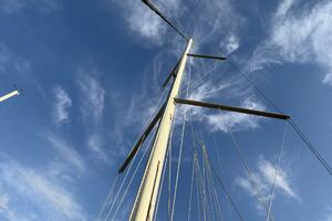 Treinta y Tres 33ft Hunter Yacht For Sale