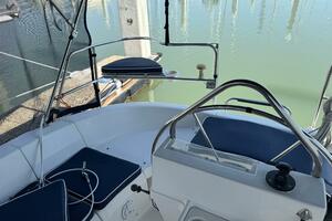 Treinta y Tres 33ft Hunter Yacht For Sale