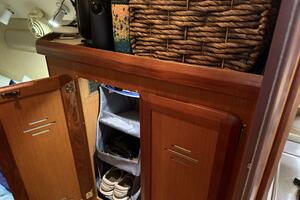 Treinta y Tres 33ft Hunter Yacht For Sale