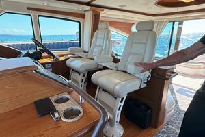 58FT (17.68M) TIARA YACHTS