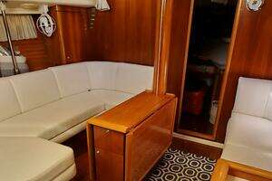2001 Moody 42 Center Cockpit thumbnail 18