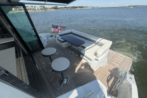 50FT (15.24M) CRUISERS YACHTS