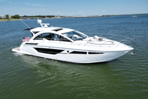 50FT (15.24M) CRUISERS YACHTS