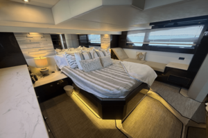 50FT (15.24M) CRUISERS YACHTS