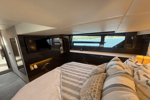 50FT (15.24M) CRUISERS YACHTS