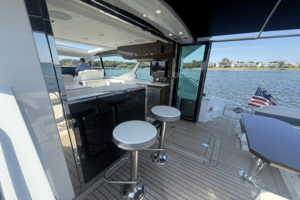 50FT (15.24M) CRUISERS YACHTS