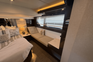50FT (15.24M) CRUISERS YACHTS