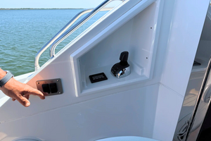 50FT (15.24M) CRUISERS YACHTS