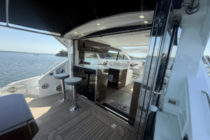 50FT (15.24M) CRUISERS YACHTS