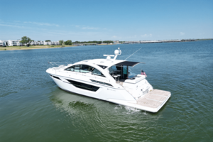 50FT (15.24M) CRUISERS YACHTS
