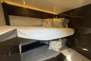 50FT (15.24M) CRUISERS YACHTS
