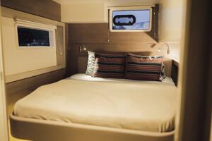 Point Clear IntCabin  Aft Stbd 1