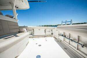 2018 Boston Whaler 380 Outrage thumbnail 35