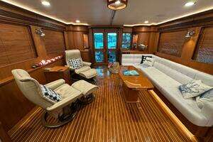 2023 Marlow Explorer 66E - CB thumbnail 12