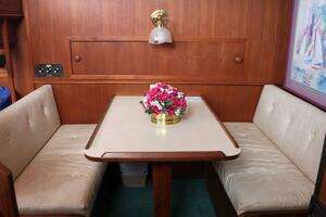 1987 Chris-Craft 362 Catalina thumbnail 14