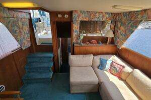 1987 Chris-Craft 362 Catalina thumbnail 9