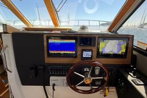 Frisky 37ft Cutwater Yacht For Sale