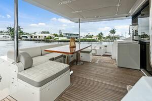 72FT (21.95M) AZIMUT