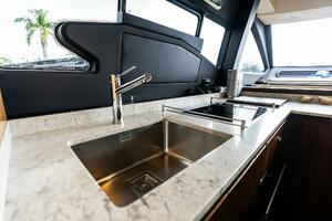 72FT (21.95M) AZIMUT
