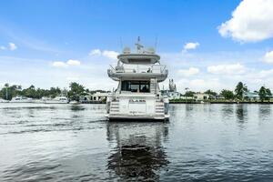 72FT (21.95M) AZIMUT