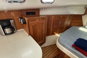 Tova 32ft Legacy Yacht For Sale