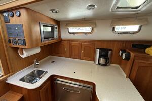 Tova 32ft Legacy Yacht For Sale