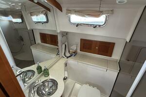 Tova 32ft Legacy Yacht For Sale
