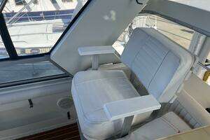 1995 Carver 440 Aft Cabin thumbnail 51