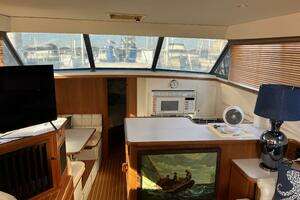 1995 Carver 440 Aft Cabin thumbnail 14