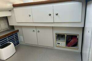 1995 Carver 440 Aft Cabin thumbnail 22