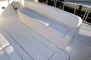 2003 Tiara Yachts 5200 Express thumbnail 39