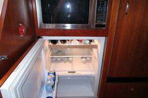 2003 Tiara Yachts 5200 Express thumbnail 10