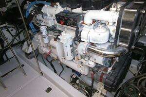 2003 Tiara Yachts 5200 Express thumbnail 56