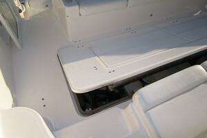 2003 Tiara Yachts 5200 Express thumbnail 42