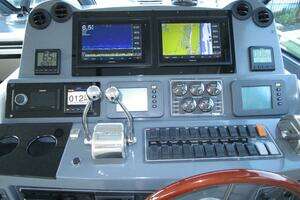 2003 Tiara Yachts 5200 Express thumbnail 30