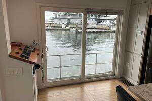 1981 Sumerset Houseboat thumbnail 9