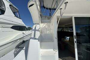 2003 Silverton 42 Convertible thumbnail 16