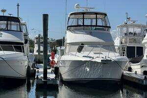 2003 Silverton 42 Convertible thumbnail 5