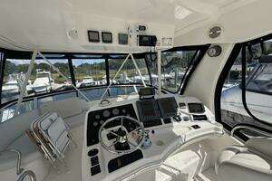 2003 Silverton 42 Convertible thumbnail 23