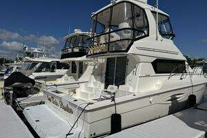 2003 Silverton 42 Convertible thumbnail 2