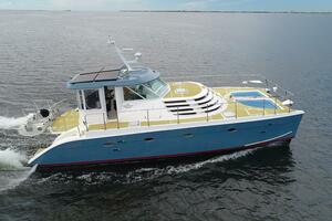 2007 Manta 44 Power Cat 'Lah De Dah' - Starboard 