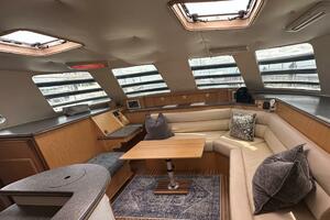 2007 Manta 44 Power Cat 'Lah De Dah' - Dinette