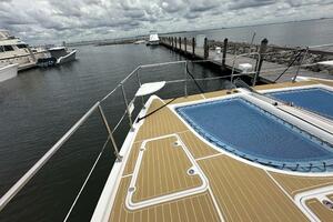 2007 Manta 44 Power Cat 'Lah De Dah' - Foredeck