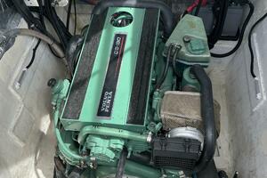 2007 Manta 44 Power Cat 'Lah De Dah' - Engine 