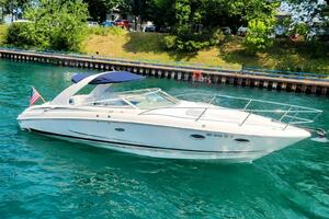 32ft Powerquest Yacht For Sale