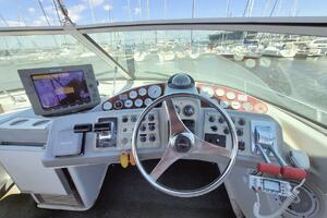 Satellite Office 35ft Carver Yacht For Sale