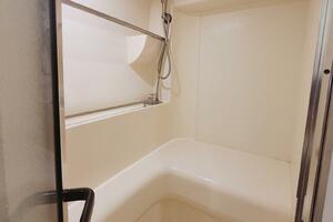Satellite Office 35ft Carver Yacht For Sale